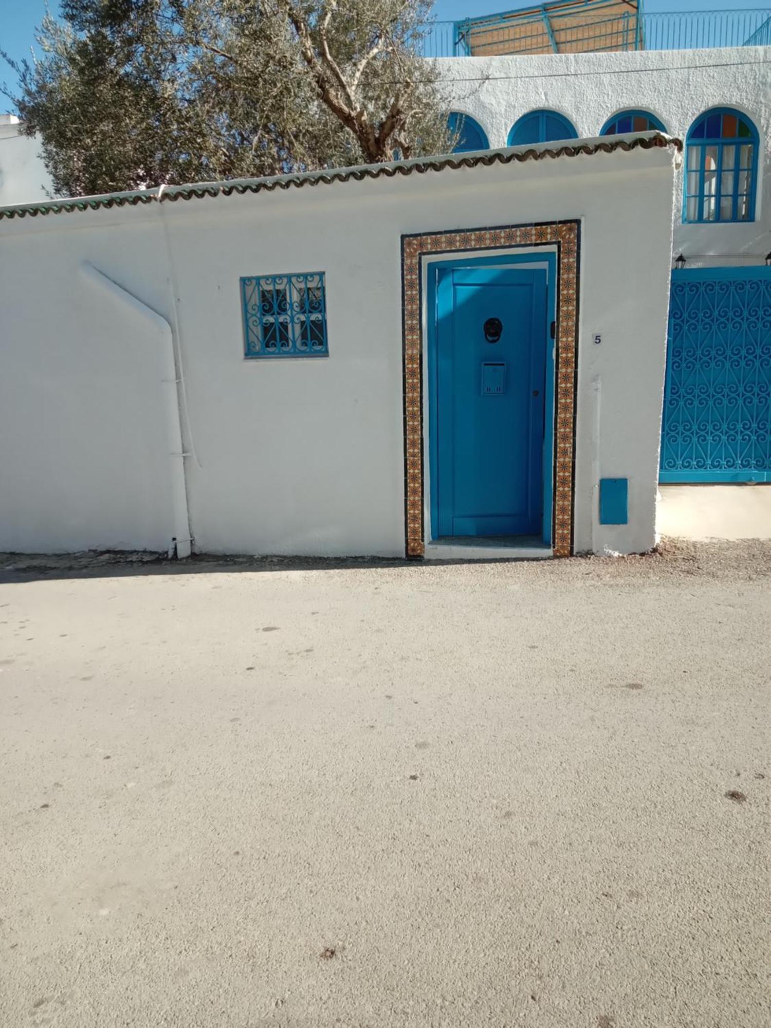 Maison A Сиди Бу Саид Екстериор снимка